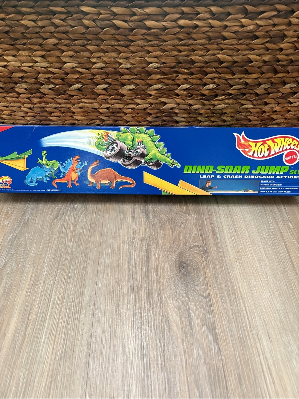 Vintage Mattel Hot Wheels Dino-Soar Jump Set NIB